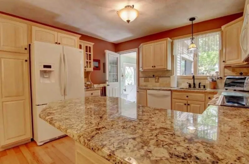 225 Spooner Avenue Warwick RI 02886