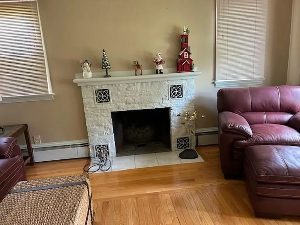 225 Spooner Avenue Warwick RI 02886