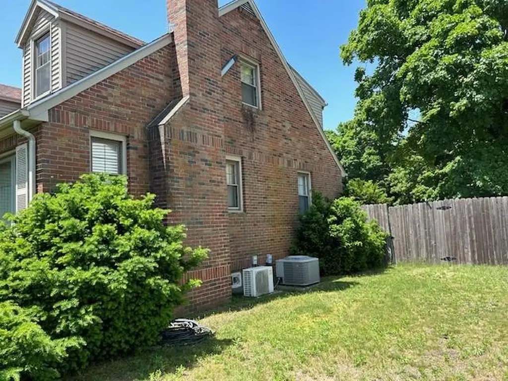 225 Spooner Avenue Warwick RI 02886