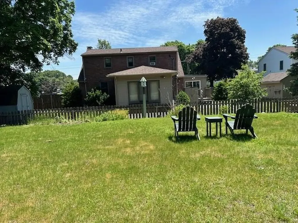 225 Spooner Avenue Warwick RI 02886