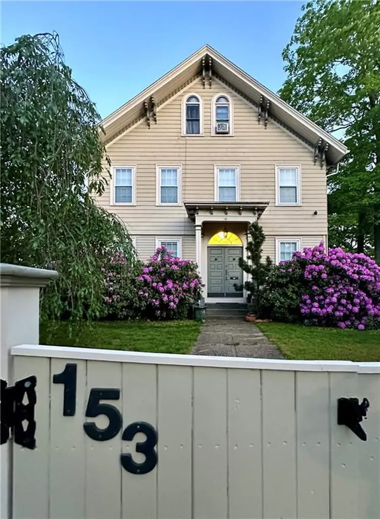 153 Walcott Street Pawtucket RI 02860