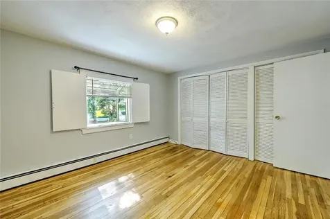 56 Ocean Avenue Warwick RI 02889