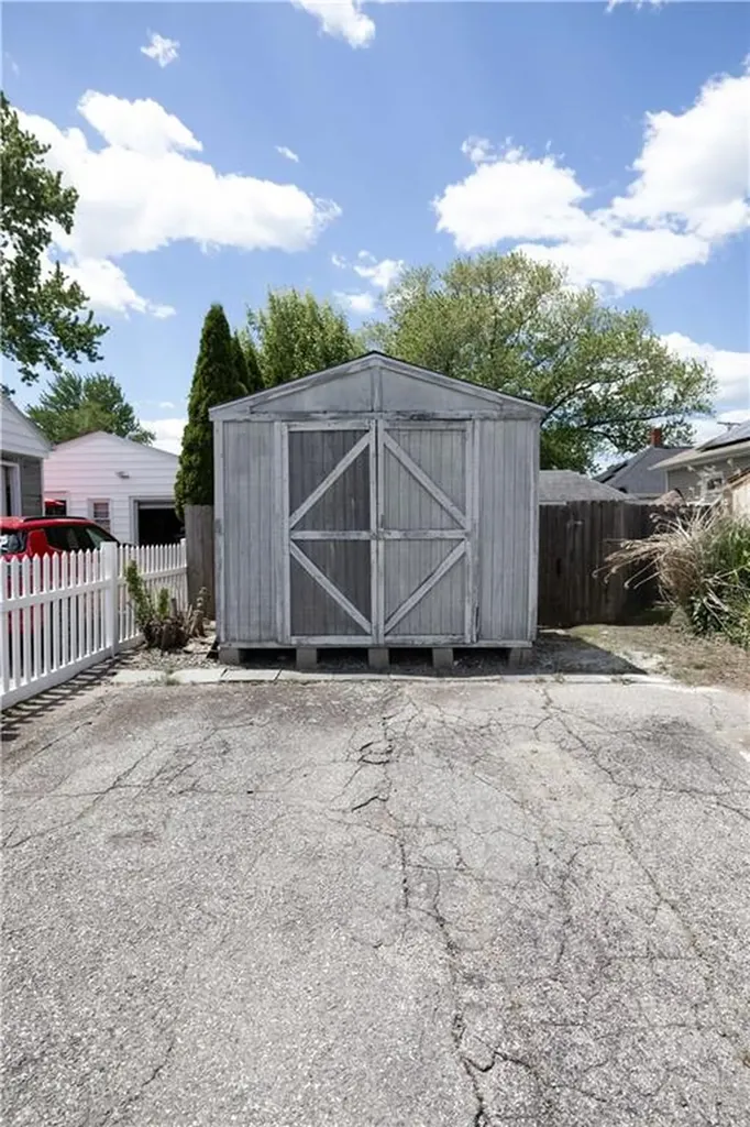 63 Packard Street Cranston RI 02910