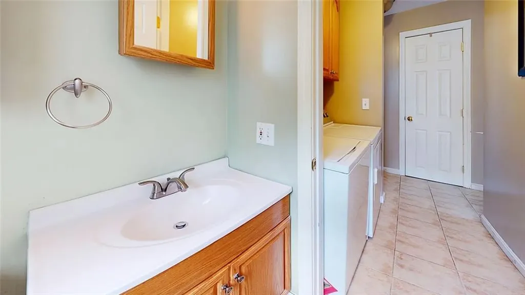 8 Hill Avenue Lincoln RI 02865