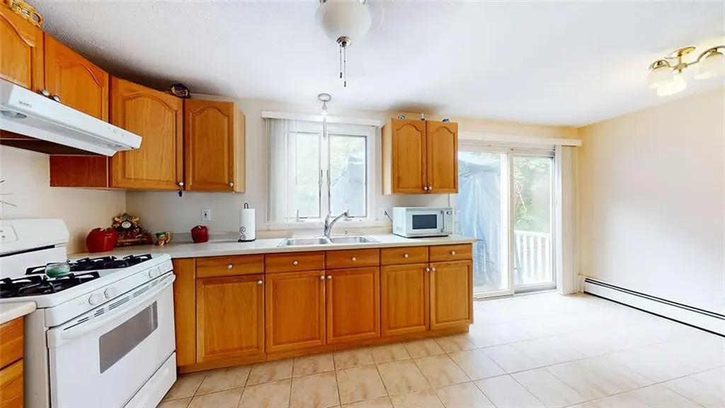8 Hill Avenue Lincoln RI 02865