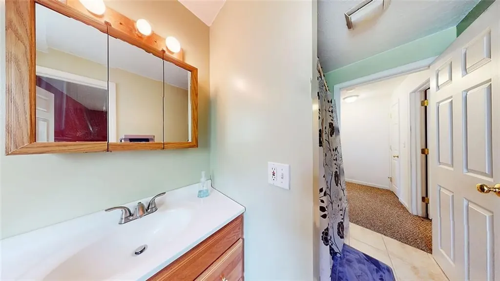 8 Hill Avenue Lincoln RI 02865