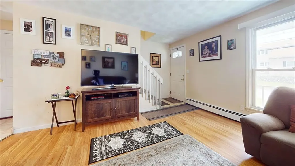 8 Hill Avenue Lincoln RI 02865