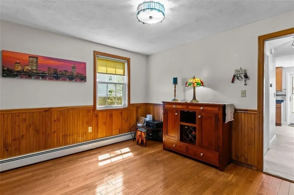 24 Tremont Street Warwick RI 02889
