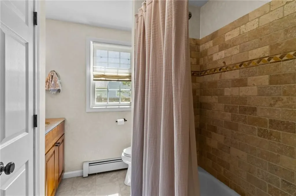 24 Tremont Street Warwick RI 02889