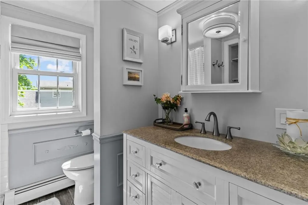 24 Tremont Street Warwick RI 02889