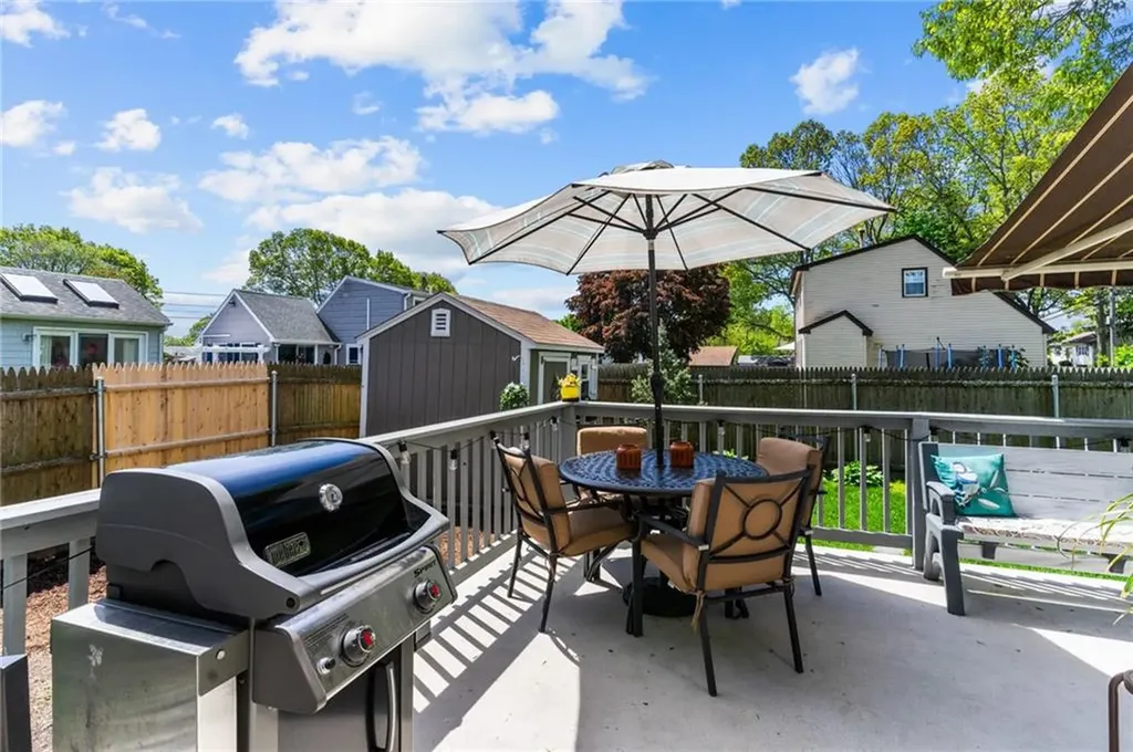 24 Tremont Street Warwick RI 02889