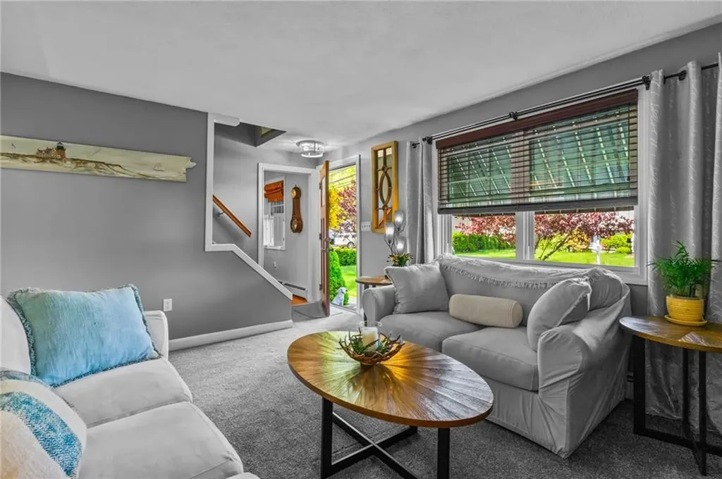 24 Tremont Street Warwick RI 02889