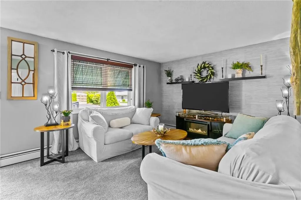 24 Tremont Street Warwick RI 02889