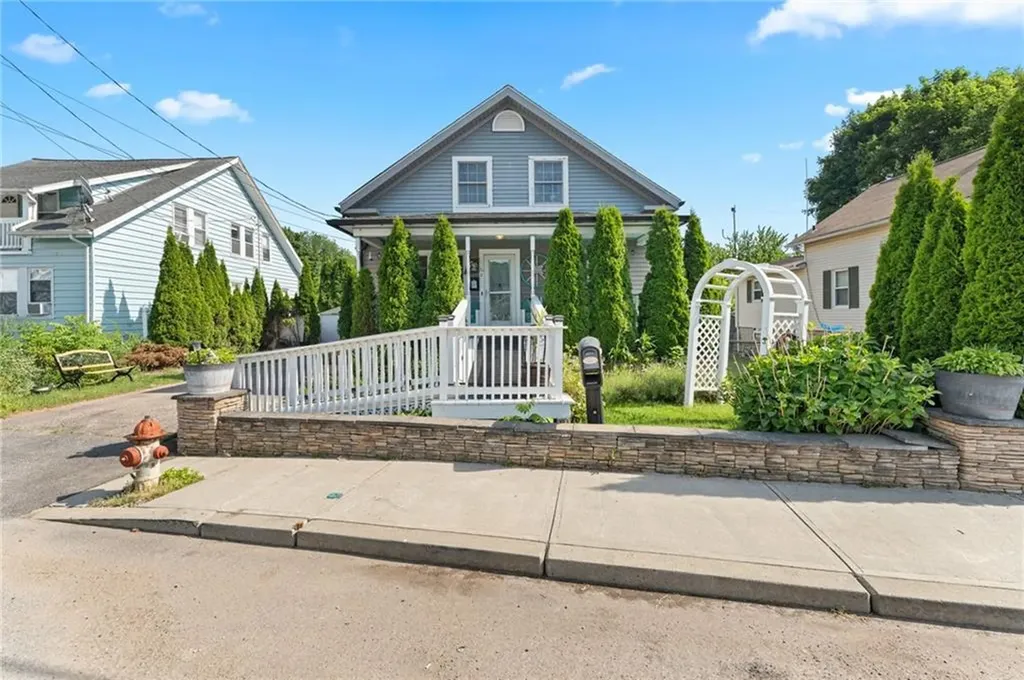 64 Shippee Avenue West Warwick RI 02893