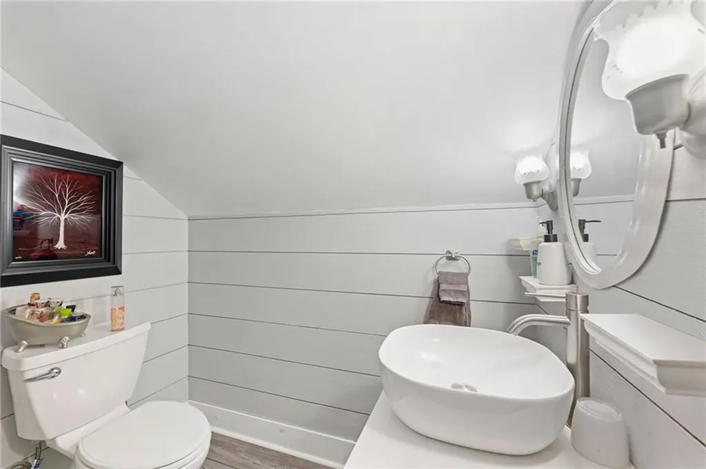 64 Shippee Avenue West Warwick RI 02893