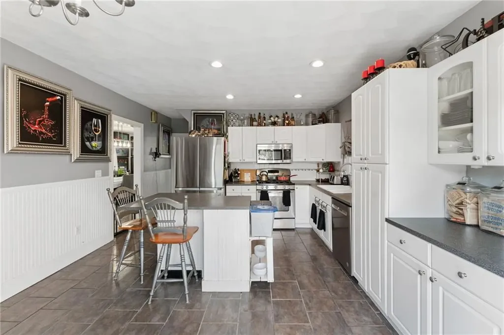 64 Shippee Avenue West Warwick RI 02893