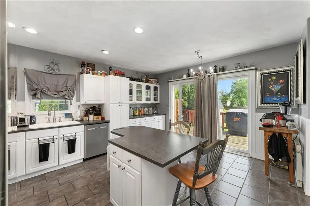 64 Shippee Avenue West Warwick RI 02893