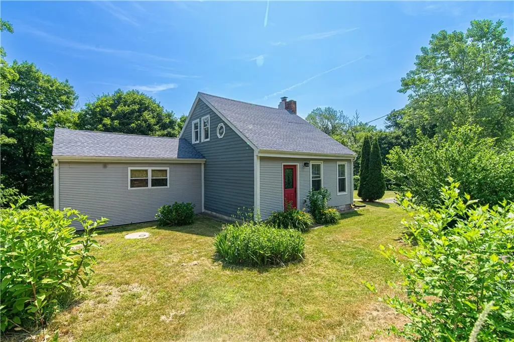 1901 Old Louisquisset Pike Lincoln RI 02865