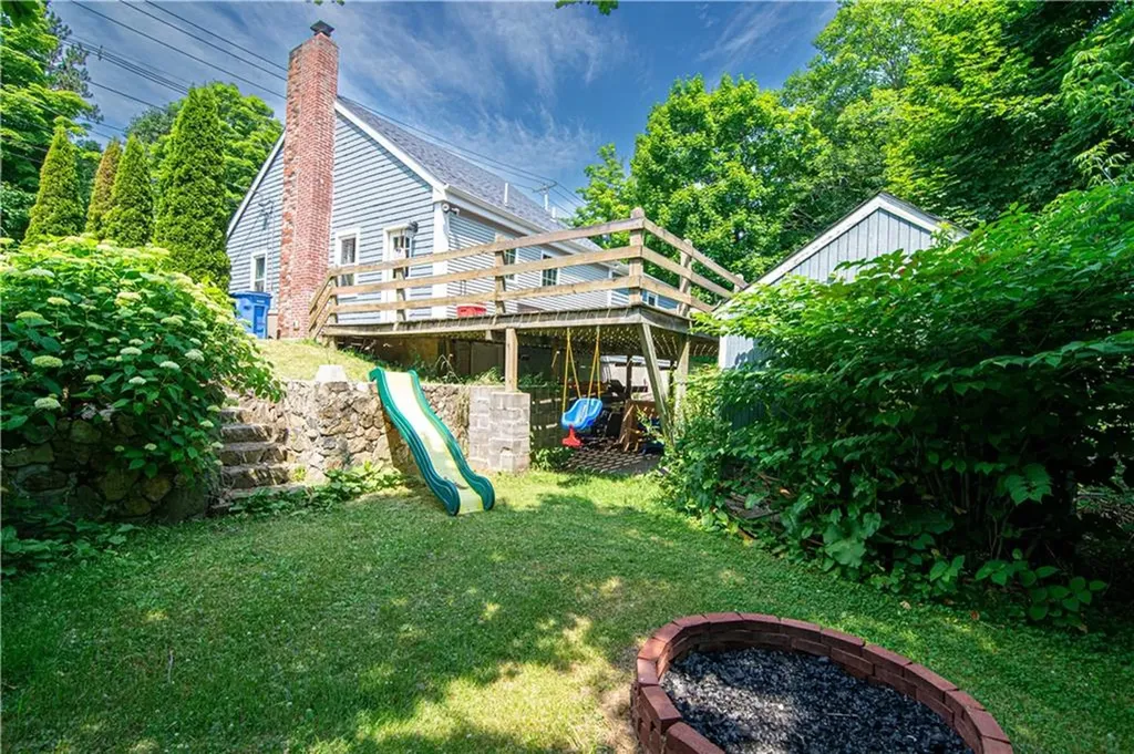 1901 Old Louisquisset Pike Lincoln RI 02865