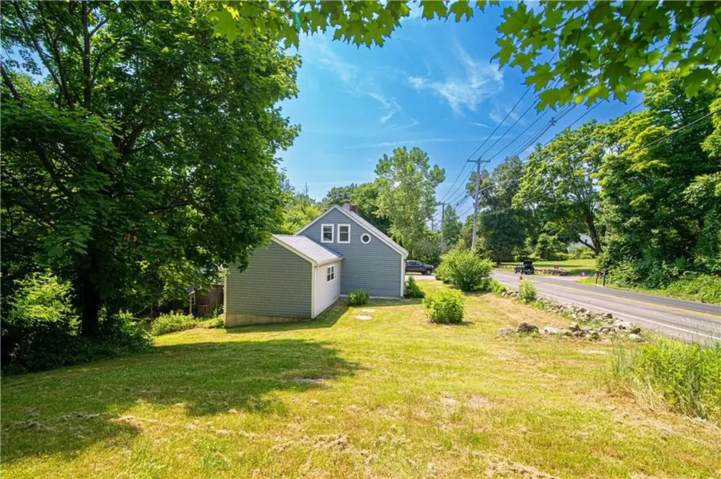 1901 Old Louisquisset Pike Lincoln RI 02865