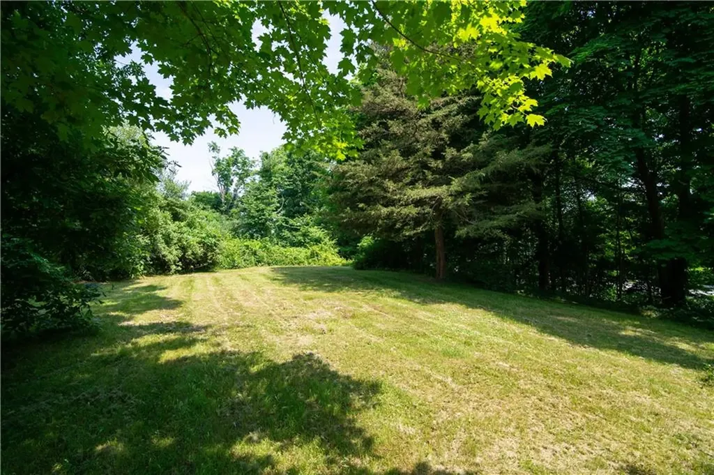 1901 Old Louisquisset Pike Lincoln RI 02865