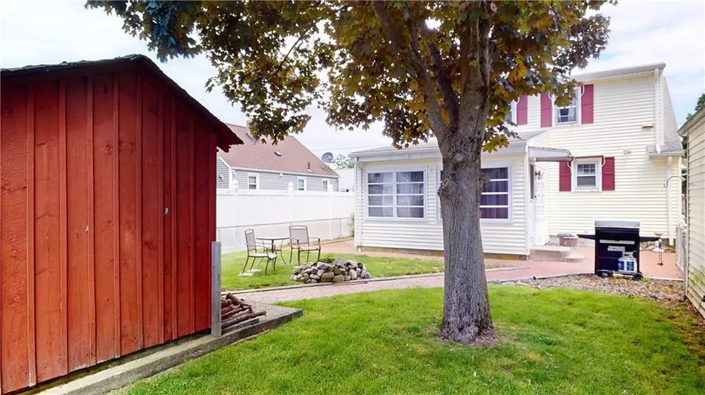 97 Dewey Avenue Pawtucket RI 02861