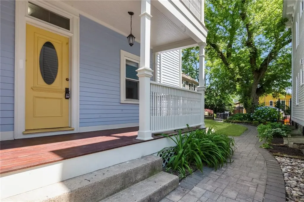 42 East Street Providence RI 02906