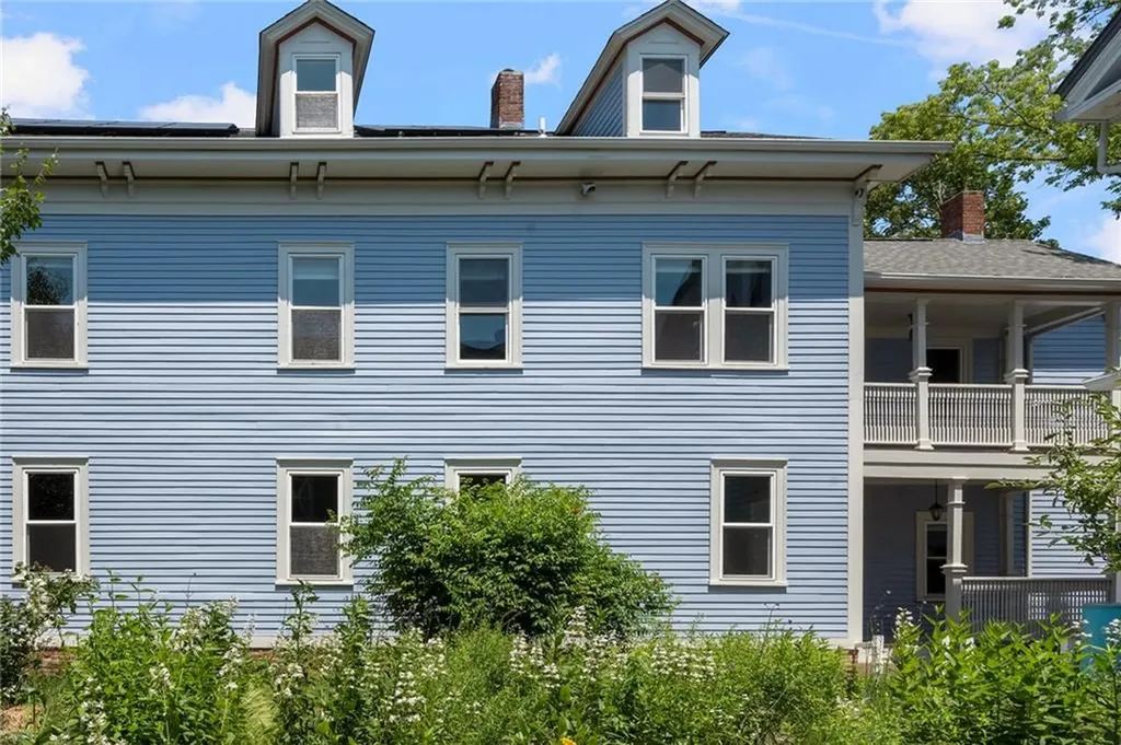42 East Street Providence RI 02906