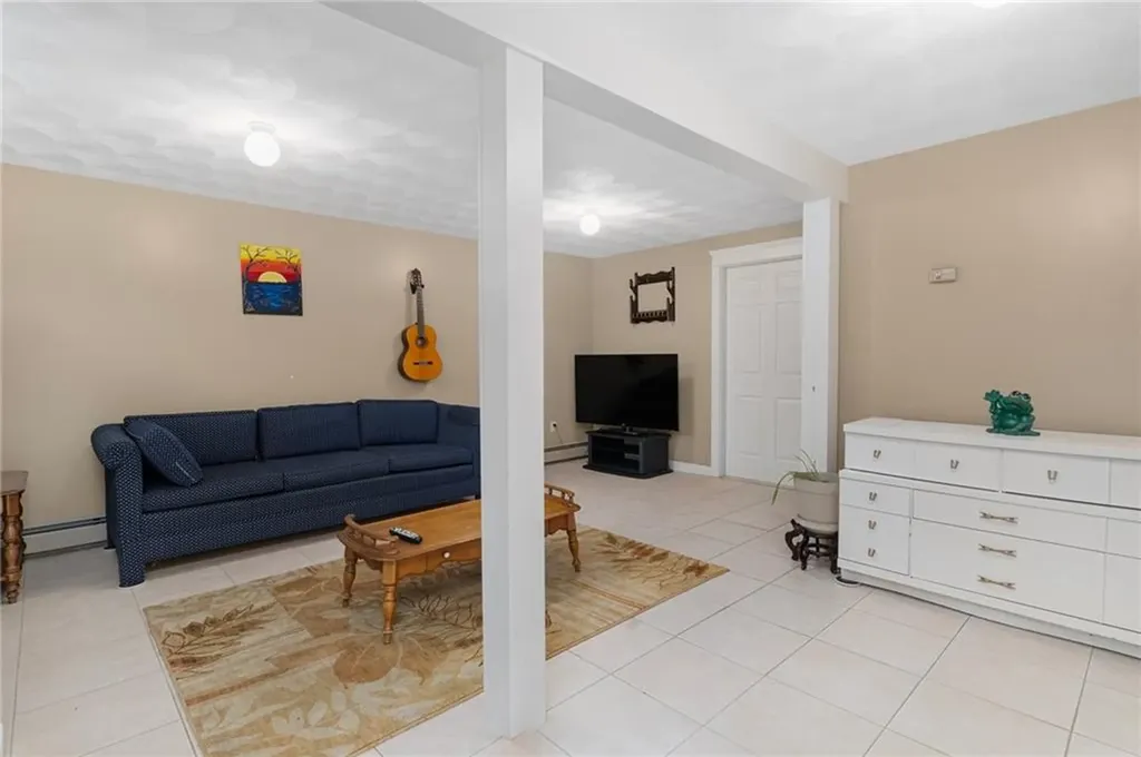 48 Sharon Drive Coventry RI 02816