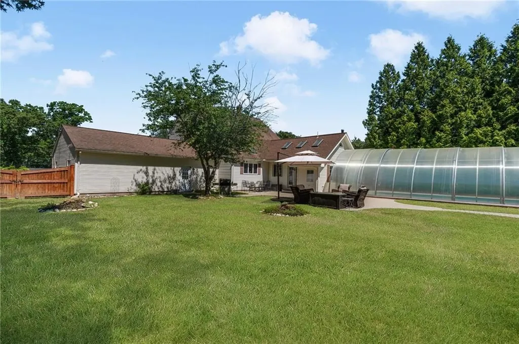 48 Sharon Drive Coventry RI 02816