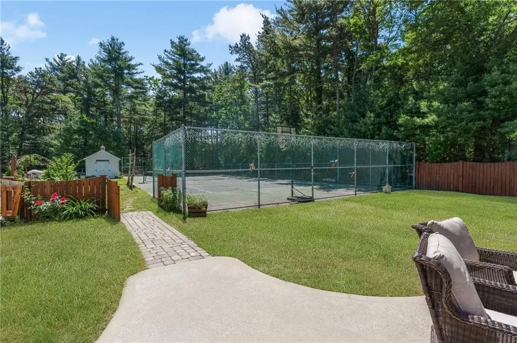 48 Sharon Drive Coventry RI 02816