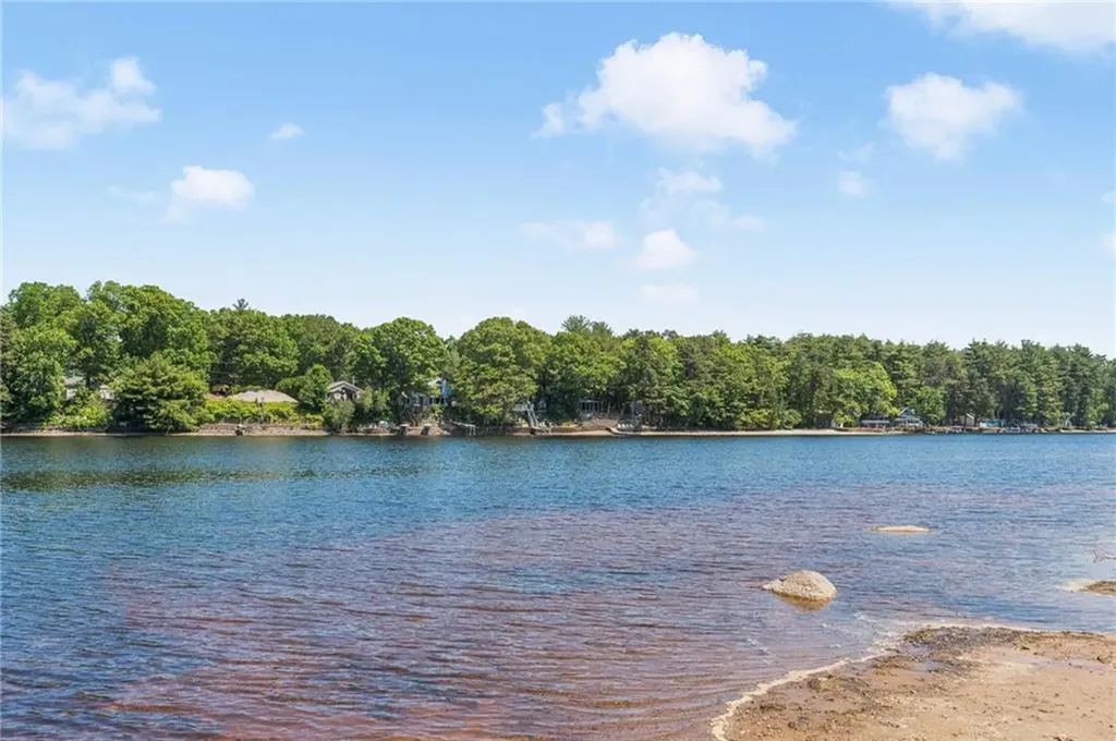 48 Sharon Drive Coventry RI 02816