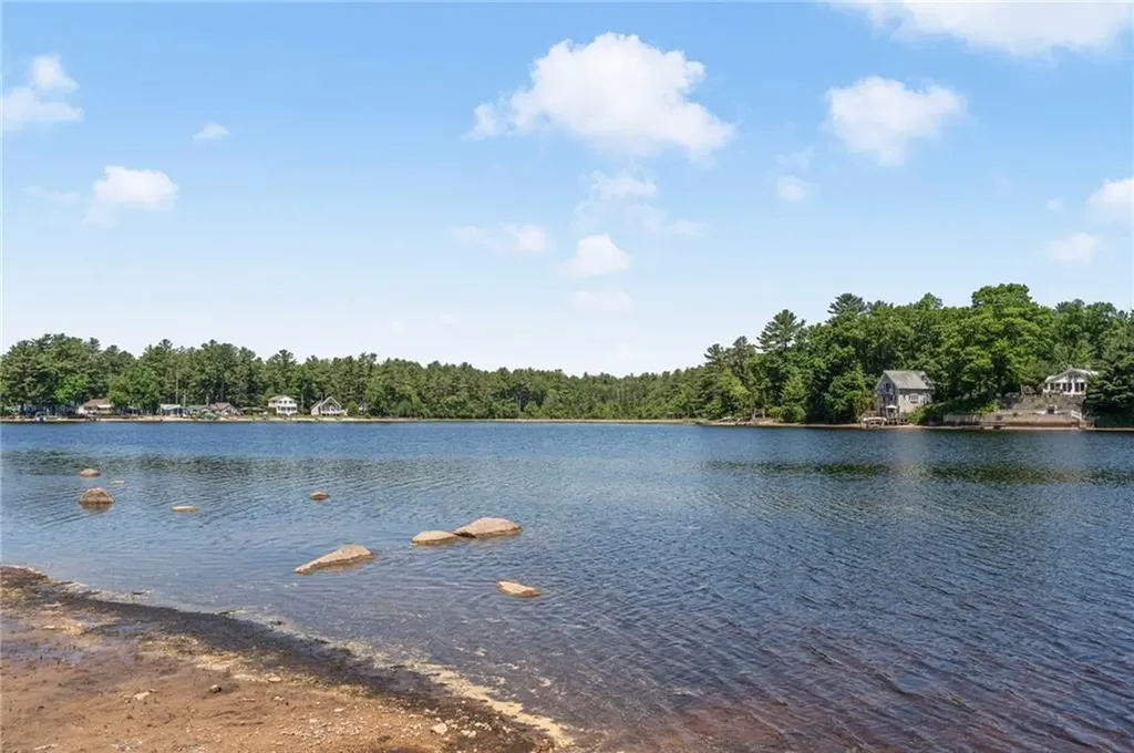 48 Sharon Drive Coventry RI 02816
