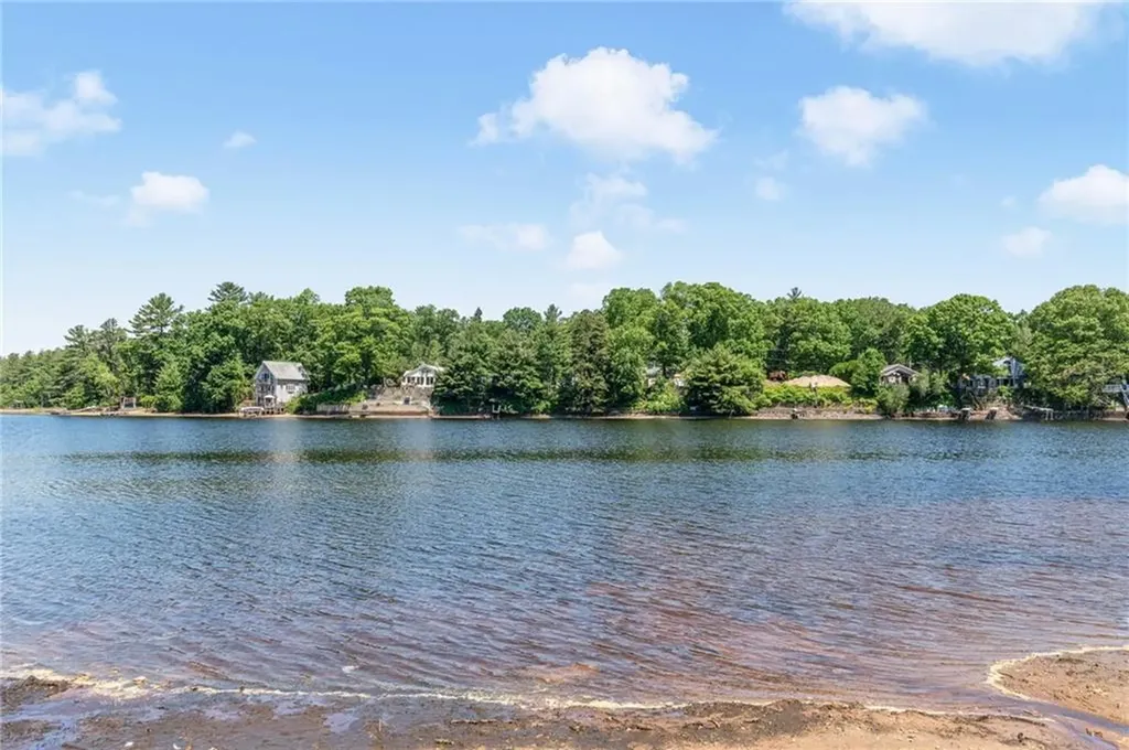 48 Sharon Drive Coventry RI 02816