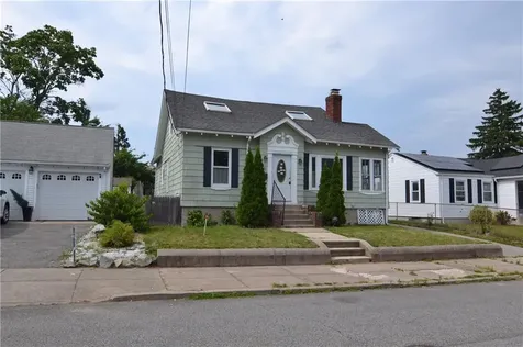 45 Grosvenor Avenue Pawtucket RI 02860