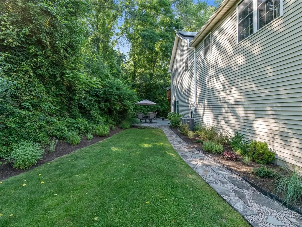 740 Lower River Road Lincoln RI 02865