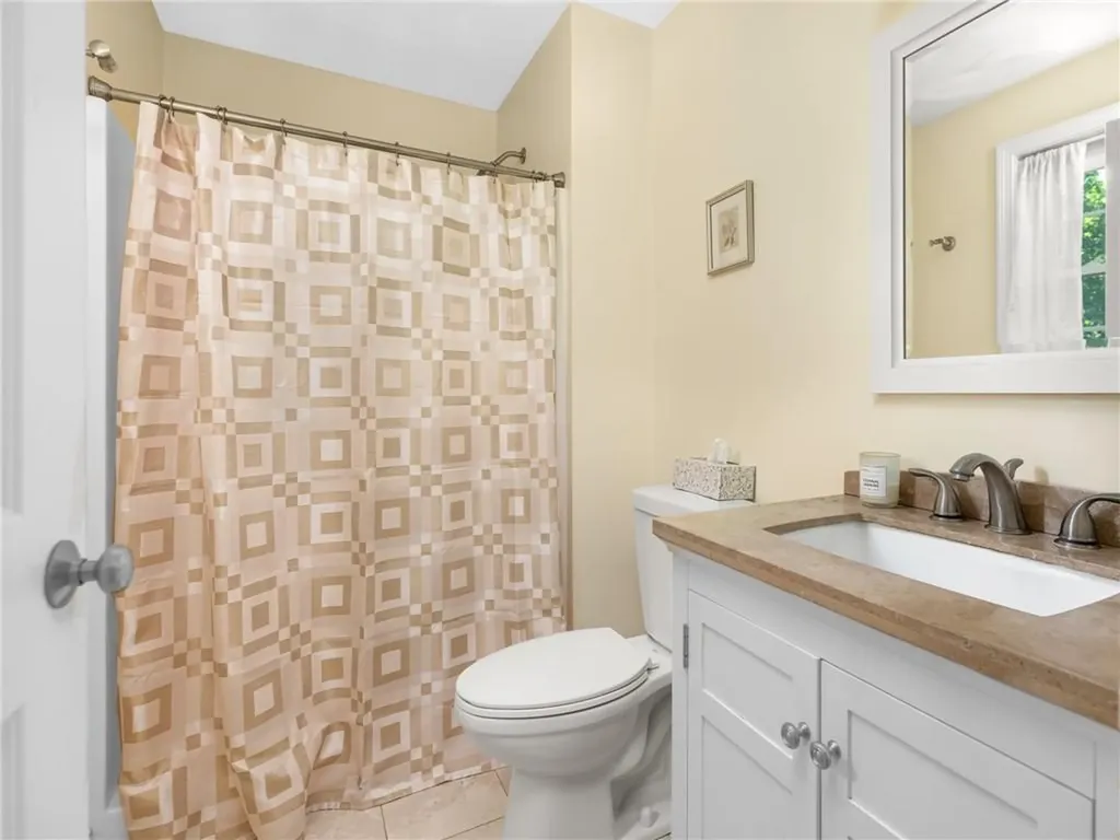 740 Lower River Road Lincoln RI 02865