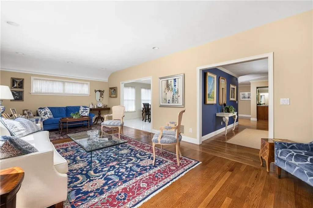 25 Old Tannery Road Providence RI 02906