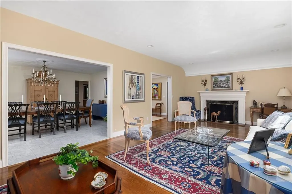 25 Old Tannery Road Providence RI 02906