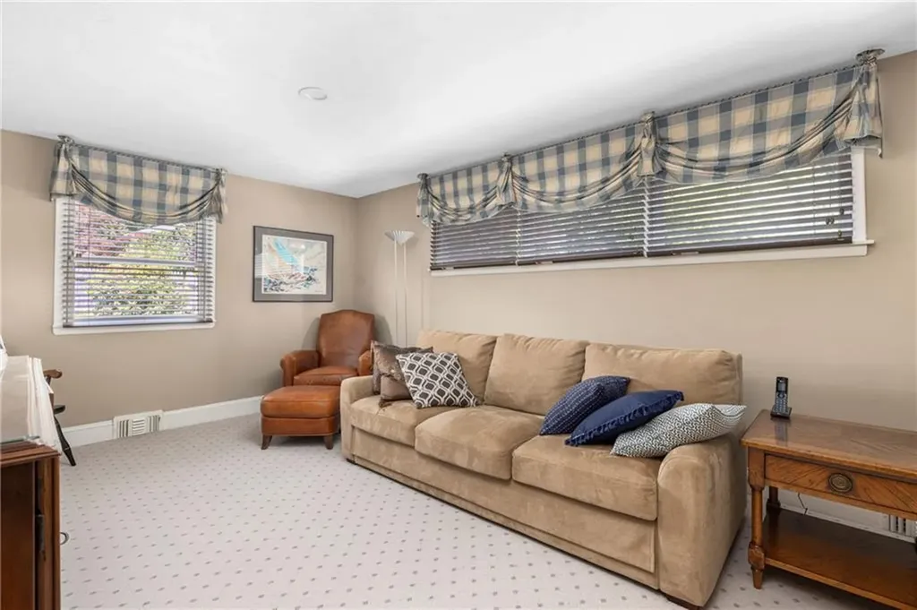 25 Old Tannery Road Providence RI 02906