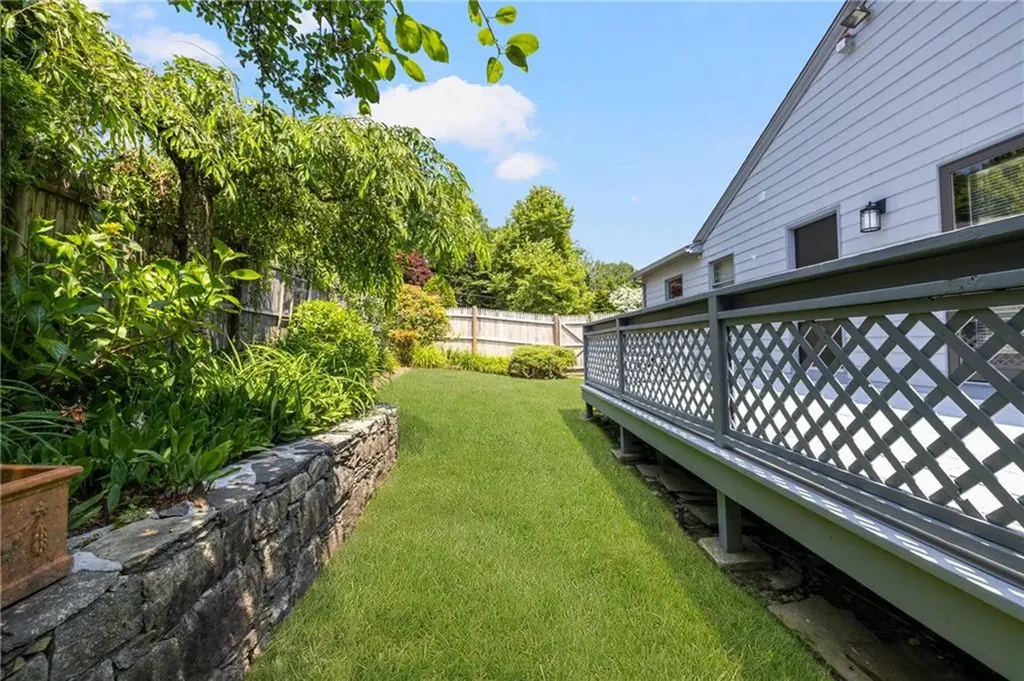 25 Old Tannery Road Providence RI 02906