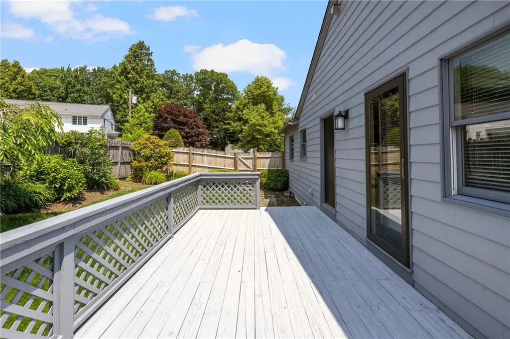 25 Old Tannery Road Providence RI 02906