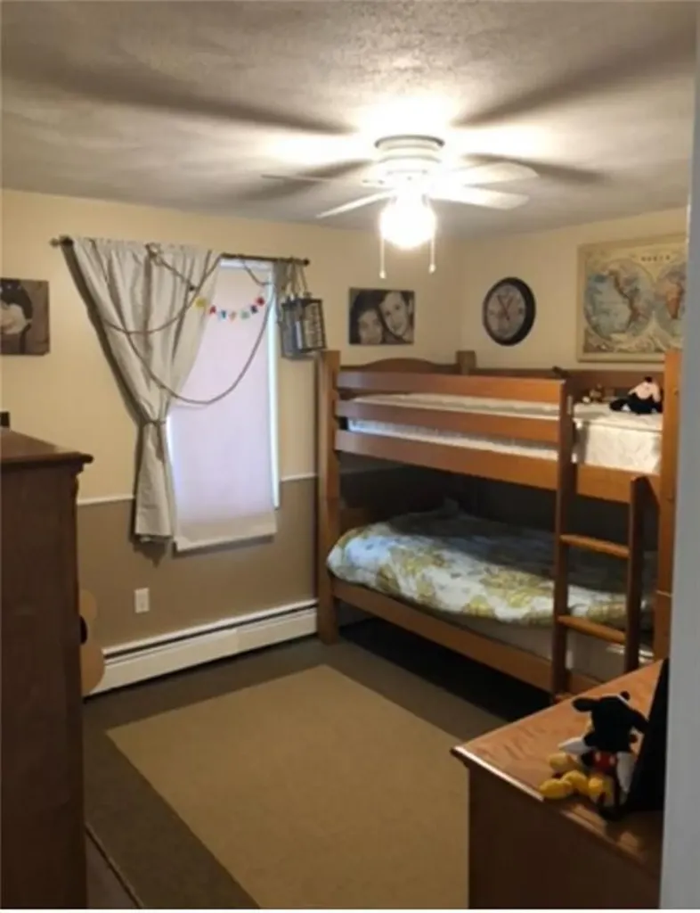 25 Carole Court Cranston RI 02921