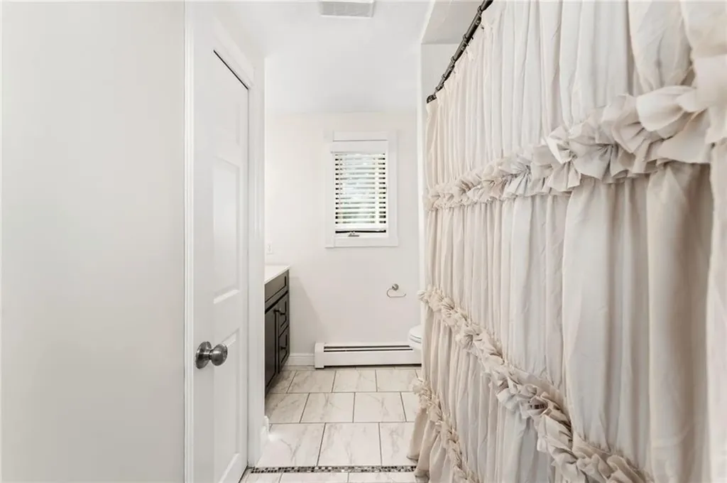 25 Carole Court Cranston RI 02921