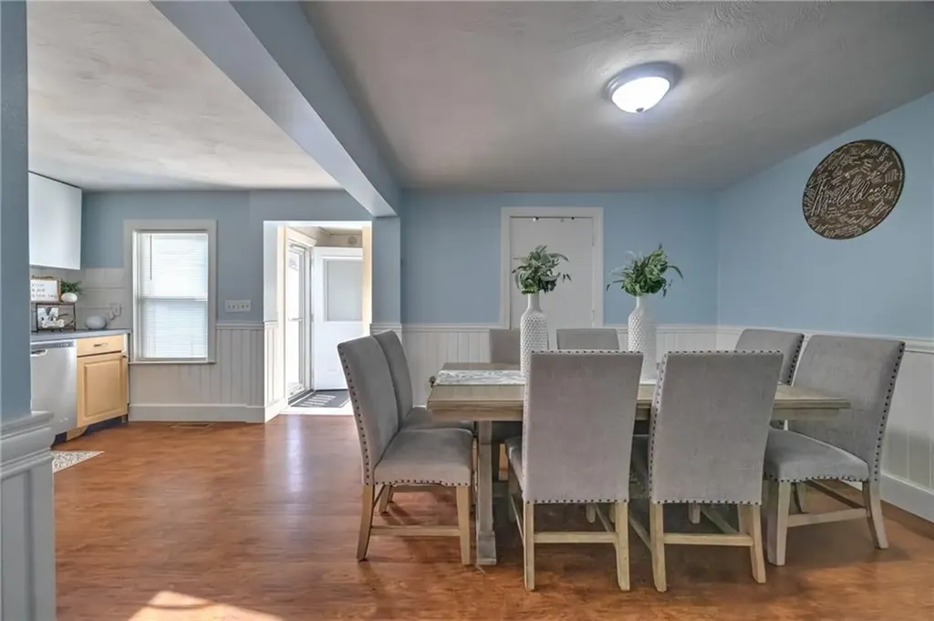 149 Pinehurst Avenue Warwick RI 02889