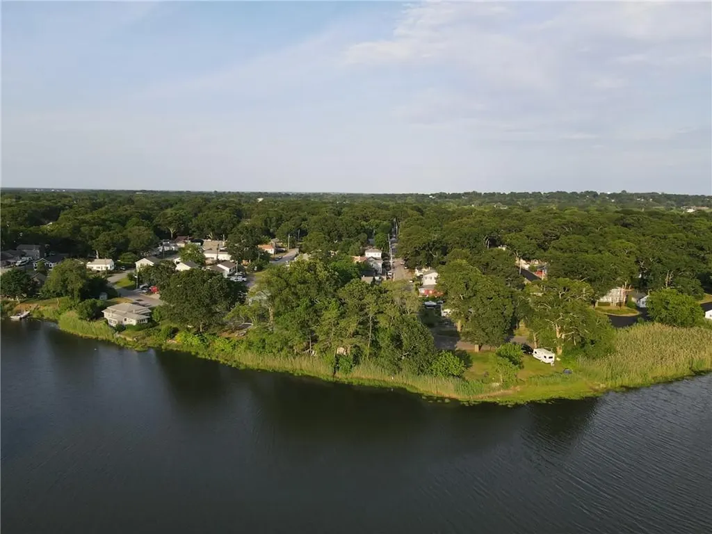 149 Pinehurst Avenue Warwick RI 02889