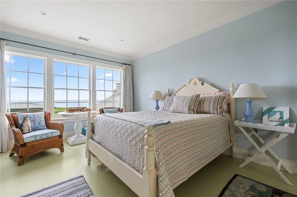 441 W Main Road Little Compton RI 02837