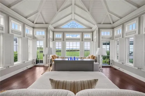 441 W Main Road Little Compton RI 02837