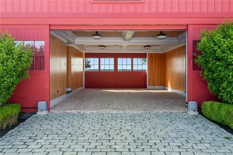 441 W Main Road Little Compton RI 02837