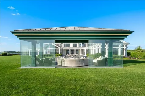 441 W Main Road Little Compton RI 02837